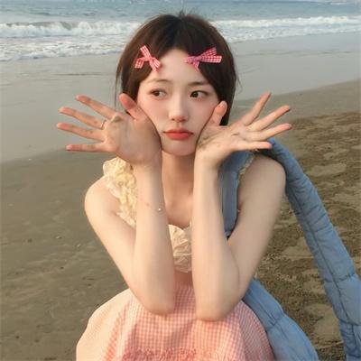 鬼马靓仔俏特务在线观看封面